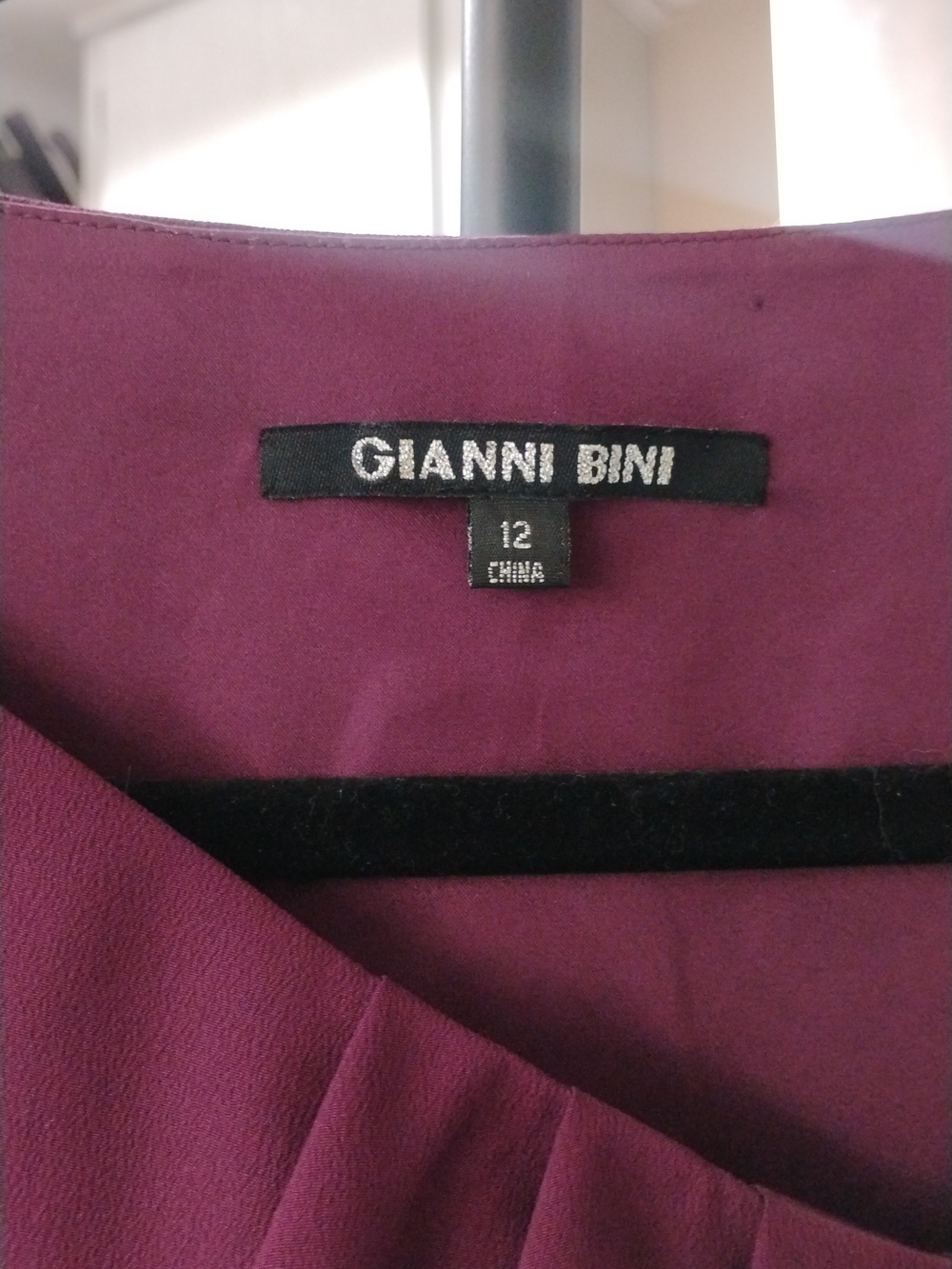 Gianni Bini Plum Ruffle-Front Midi Dress SZ 12 - Picture 3 of 5